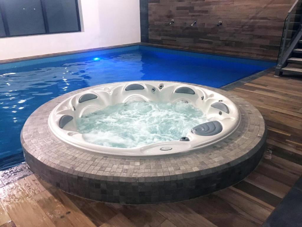 Apartament 4 Seasons- Basen Wewnetrzny,Jacuzzi,Sauna,Silownia I Kulkoland W Cenie!!! Kołobrzeg Εξωτερικό φωτογραφία